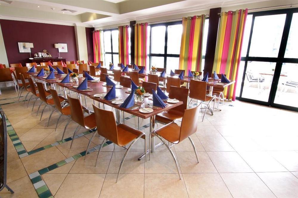 Cresta President Hotel Gaborone Facilities photo